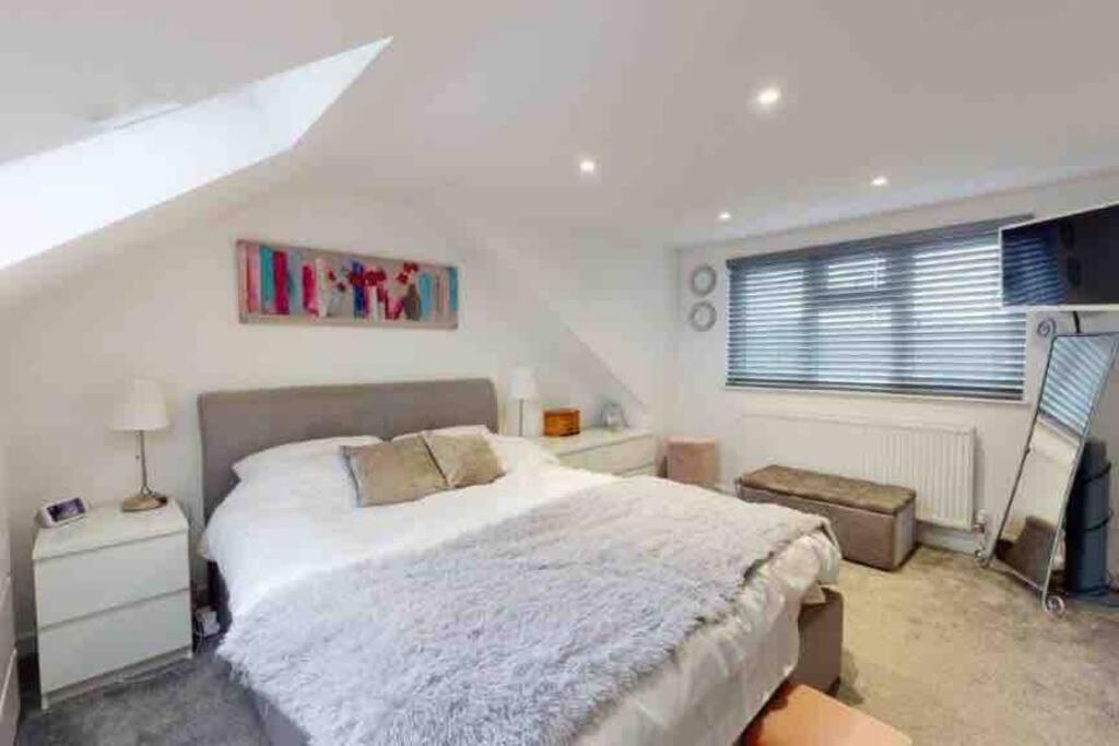Love Lancing By The Sea With Optional Large Hot Tub Sleeps Up To 8 & Free Parking Villa Esterno foto